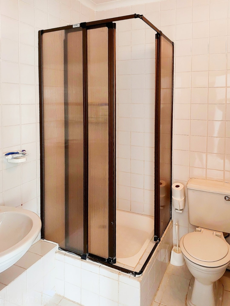 6 Bedroom Property for Sale in McDougall